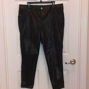 1822 Black Sparkle Crop Jeans